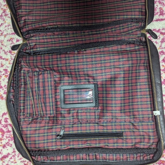 NWT highland collection Big ten mens basketball tournament leather bag - Picture 8 of 8